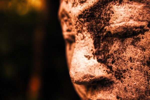 Robôs Atuando ao Lado de Humanos: Revolucionando Novos Modelos de Trabalho