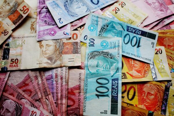 Como Está a Economia do Brasil Hoje? Uma Análise Atualizada para 2023